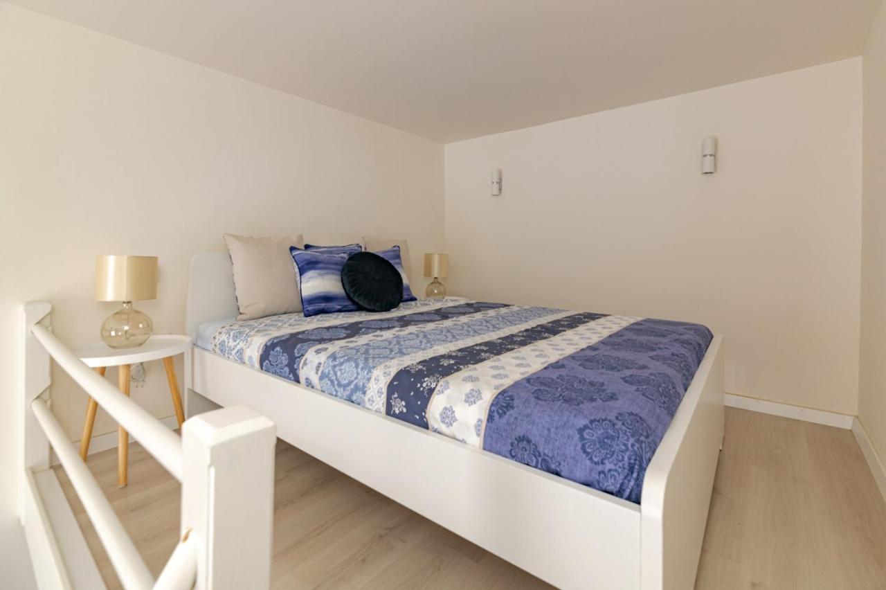 Luxury Huge - 92m2 - 3 Bedrooms - 3 Air Conditioners - Free Garage!!! * Budapest