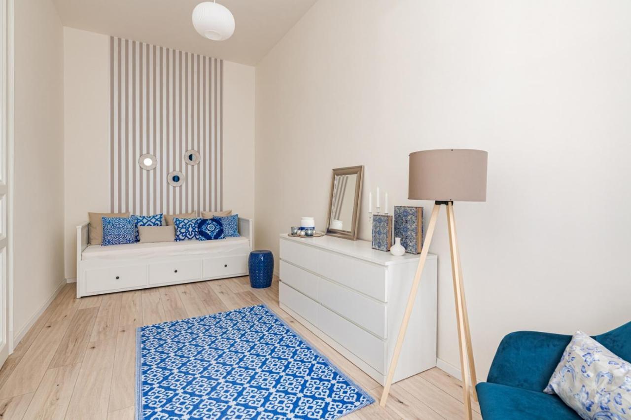 Luxury Huge - 92m2 - 3 Bedrooms - 3 Air Conditioners - Free Garage!!! Apartment Budapest